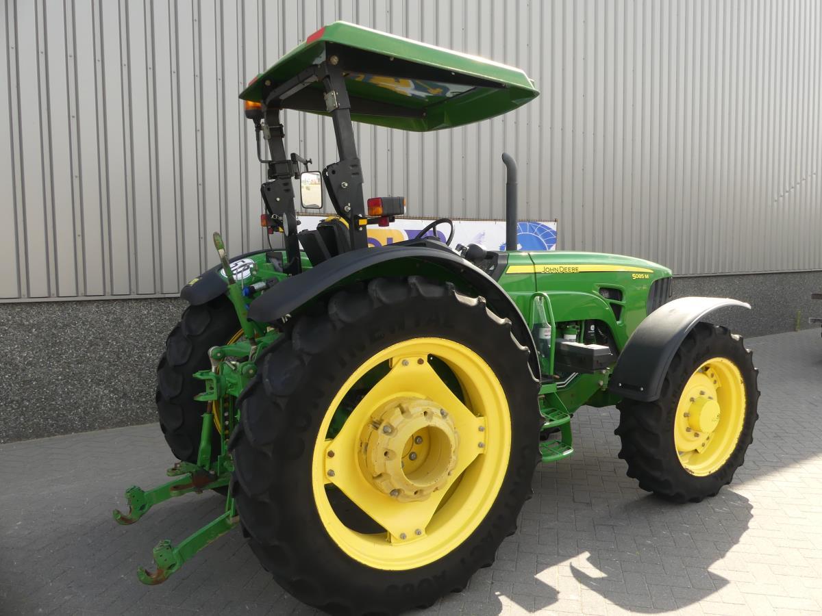 John-Deere 5085 M